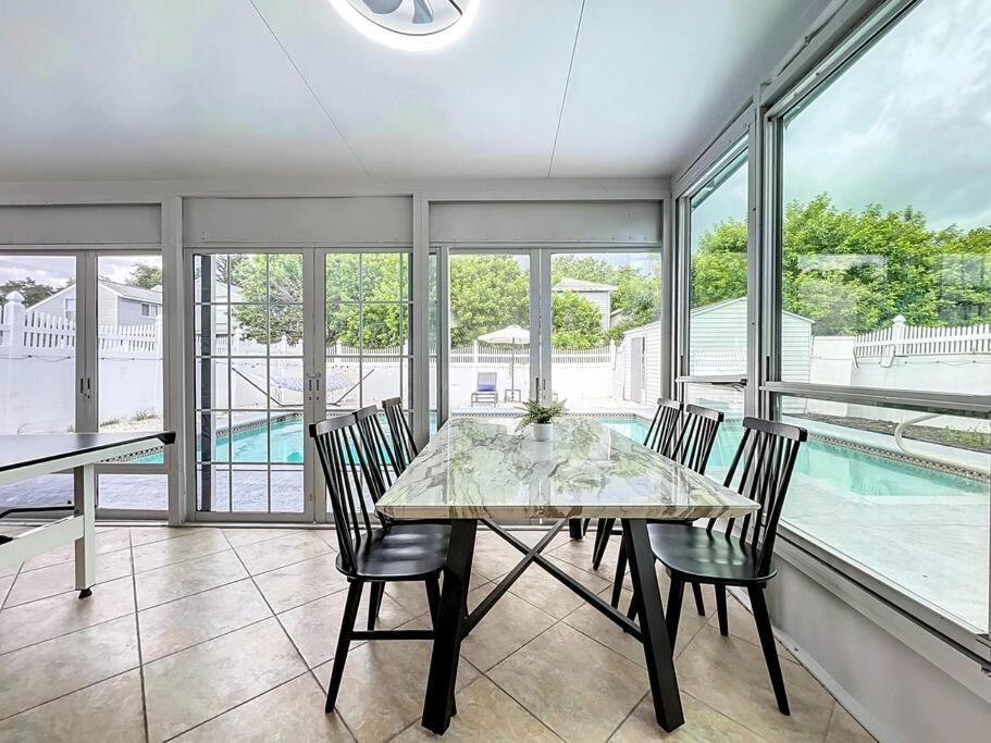 Poolside Paradise Near Siesta Key Beach Sarasota Exteriör bild