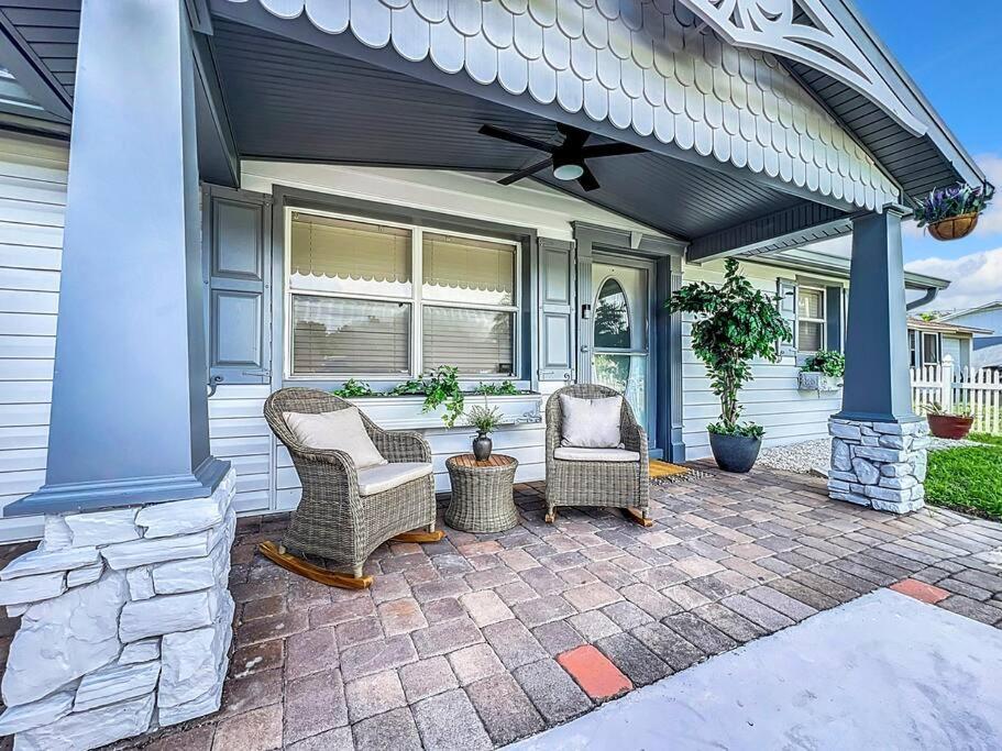 Poolside Paradise Near Siesta Key Beach Sarasota Exteriör bild